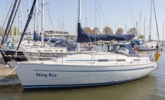 Bavaria 32, Segelyacht for sale by White Whale Yachtbrokers - Enkhuizen