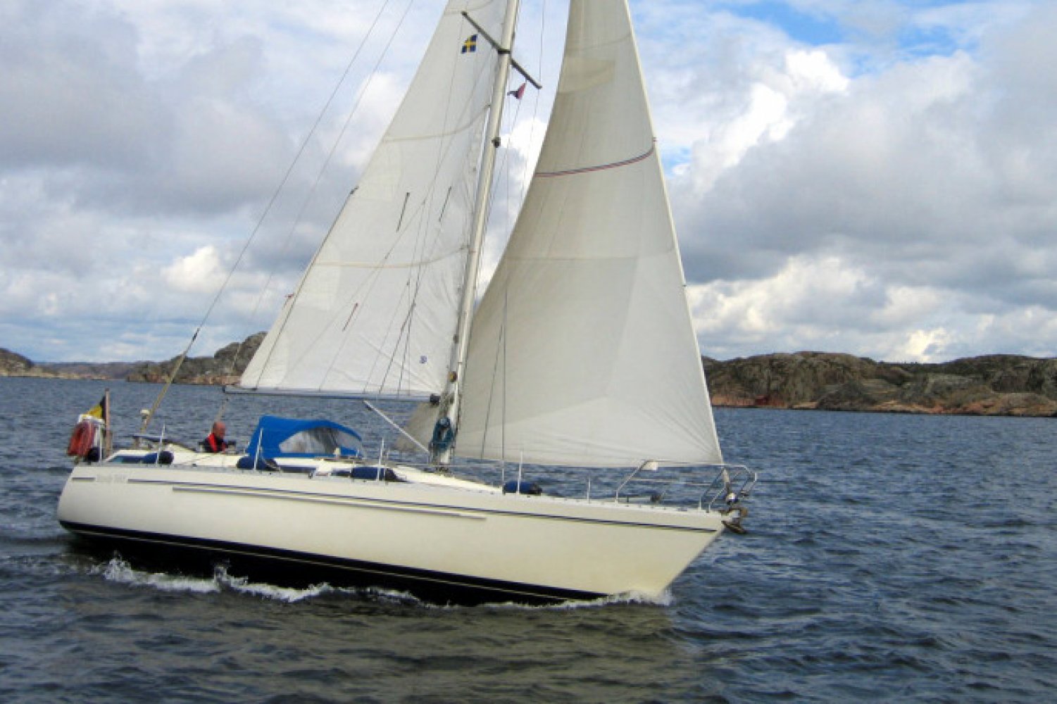 sailboatdata moody 346
