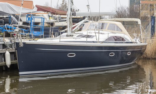 Bavaria 44 Vision, Segelyacht for sale by White Whale Yachtbrokers - Enkhuizen