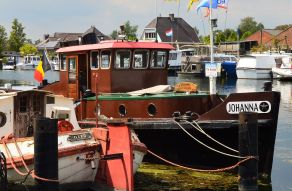 Ex Sleepboot 1700
