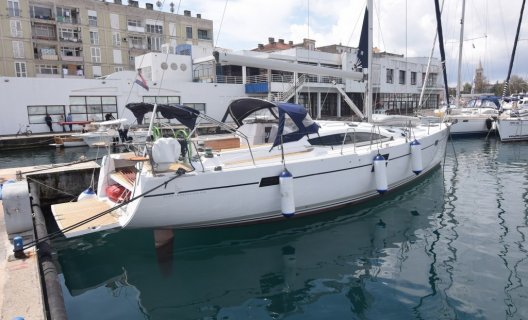 Elan 494 Impression, Zeiljacht for sale by White Whale Yachtbrokers - Croatia