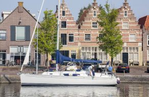 Hanse 370 E
