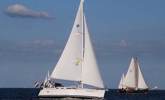 Hunter 41, Sailing Yacht for sale by White Whale Yachtbrokers - Enkhuizen