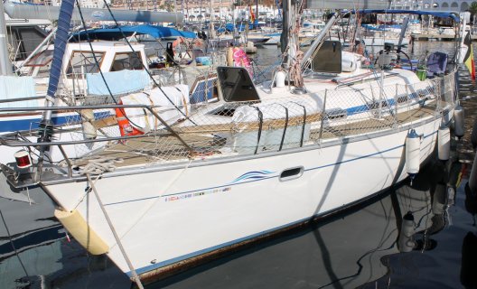 Bavaria 37 Exclusive, Sailing Yacht for sale by White Whale Yachtbrokers - Almeria