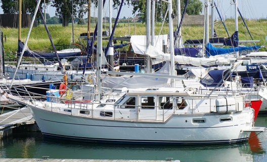 Nauticat 331, Segelyacht for sale by White Whale Yachtbrokers - Willemstad