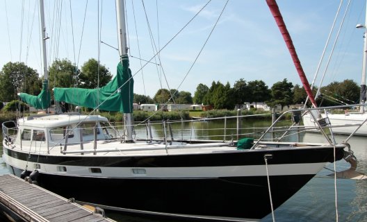 Carena 37DH, Zeiljacht for sale by White Whale Yachtbrokers - Sneek