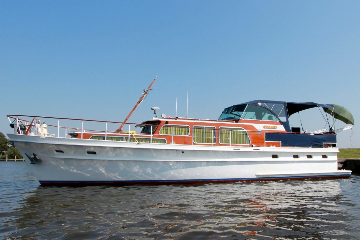 Super Van Craft 14.70 motorboot te koop | White Whale Yachtbrokers