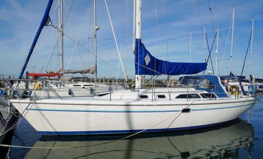Catalina 36 MKII Wingkeel, Segelyacht for sale by White Whale Yachtbrokers - Willemstad