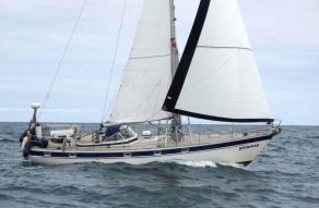 Hallberg Rassy 42 E