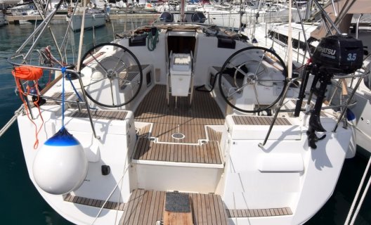 Jeanneau Sun Odyssey 439, Sailing Yacht for sale by White Whale Yachtbrokers - Croatia