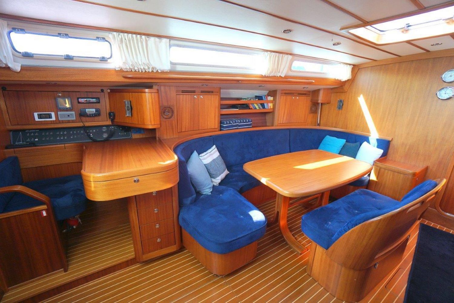 Arcona 460 sailboat for sale | White Whale Yachtbrokers