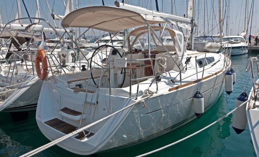 Jeanneau Sun Odyssey 33i, Zeiljacht for sale by White Whale Yachtbrokers - Croatia