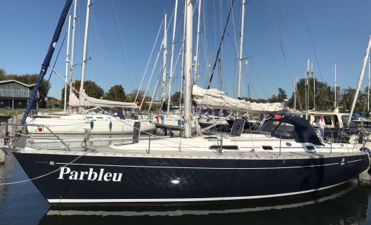 Dufour 38 Classic (3 Cabin), Zeiljacht for sale by White Whale Yachtbrokers - Willemstad