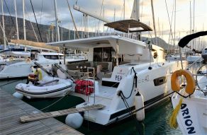 Fountaine Pajot Lucia 40