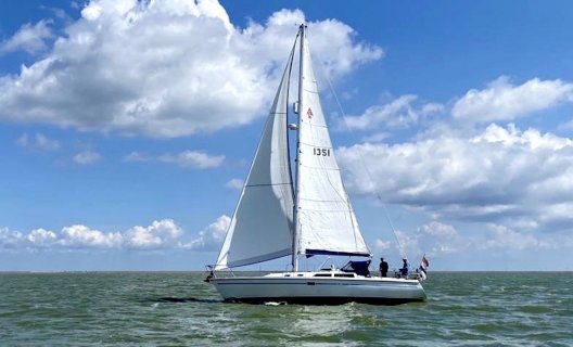 Catalina 36 de Luxe, Sailing Yacht for sale by White Whale Yachtbrokers - Enkhuizen