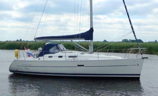 Beneteau Oceanis 323 Clipper, Sailing Yacht for sale by White Whale Yachtbrokers - Sneek