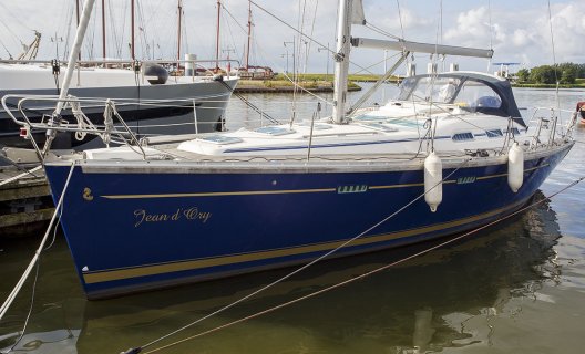 Beneteau Oceanis 393, Segelyacht for sale by White Whale Yachtbrokers - Enkhuizen
