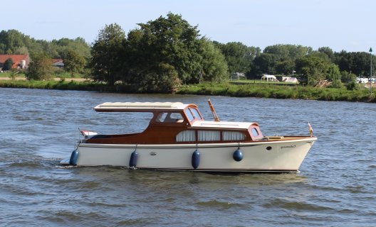 Super Favorite 850 OK, Motor Yacht for sale by White Whale Yachtbrokers - Limburg