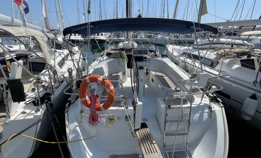 Beneteau Oceanis Clipper 423, Segelyacht for sale by White Whale Yachtbrokers - Croatia