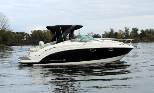 Chaparral 250 Signature, Speedboat and sport cruiser for sale by White Whale Yachtbrokers - Limburg