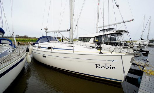 Bavaria 37-2 Cruiser, Segelyacht for sale by White Whale Yachtbrokers - Willemstad