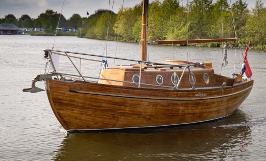 Kroes Boemerang ( Zelfbouw ), Flat and round bottom for sale by White Whale Yachtbrokers - Limburg