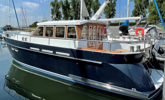 Van Vossen Patrouille 1200, Motoryacht for sale by White Whale Yachtbrokers - Willemstad