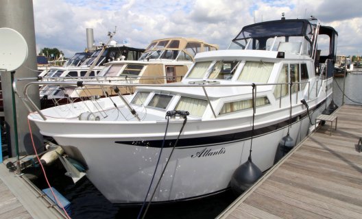 Nautic 36, Motorjacht for sale by White Whale Yachtbrokers - Limburg