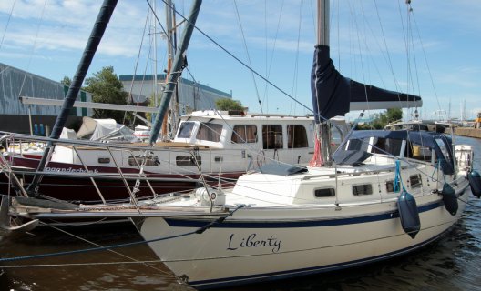 Fellowship 33, Segelyacht for sale by White Whale Yachtbrokers - Sneek