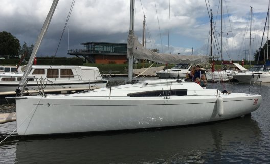 Jeanneau Sun Fast 3200, Sailing Yacht for sale by White Whale Yachtbrokers - Willemstad