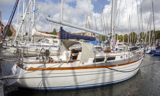 Hood 38 Custom Lien Hwa, Sailing Yacht for sale by White Whale Yachtbrokers - Enkhuizen