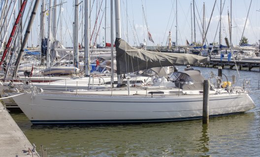 Sweden Yachts 390, Zeiljacht for sale by White Whale Yachtbrokers - Enkhuizen