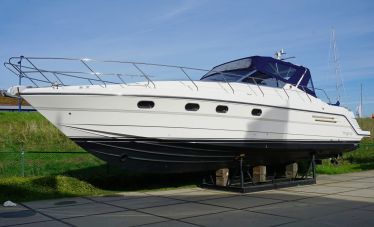 Princess 46 Riviera Cabrio, Motorjacht  for sale by White Whale Yachtbrokers - Willemstad