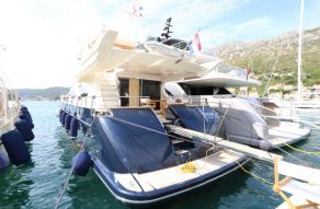 Azimut 80