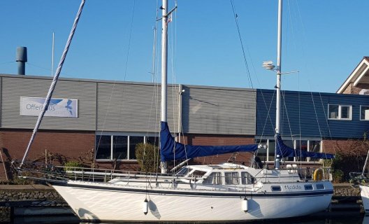 Nauticat 43, Zeiljacht for sale by White Whale Yachtbrokers - Willemstad