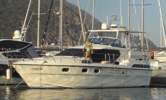 Broom 37, Motorjacht for sale by White Whale Yachtbrokers - Willemstad