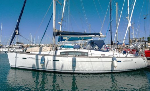 Beneteau Oceanis 43, Segelyacht for sale by White Whale Yachtbrokers - Willemstad