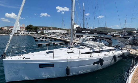 Elan Impression 43, Zeiljacht for sale by White Whale Yachtbrokers - Croatia