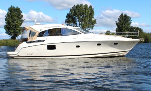 Jeanneau Prestige 42S, Motor Yacht for sale by White Whale Yachtbrokers - Limburg