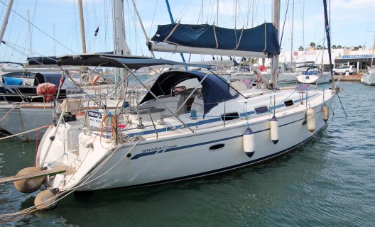 Bavaria 42 Cruiser, Zeiljacht for sale by White Whale Yachtbrokers - Almeria