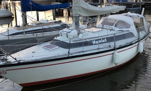 Dufour 31, Segelyacht for sale by White Whale Yachtbrokers - Sneek