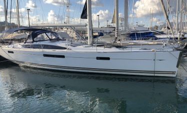 Jeanneau 53, Zeiljacht  for sale by White Whale Yachtbrokers - Willemstad