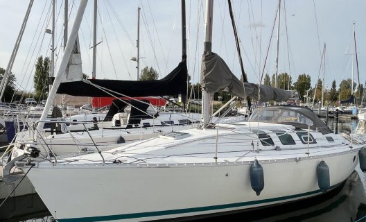 Beneteau FIRST 35S5, Segelyacht for sale by White Whale Yachtbrokers - Willemstad