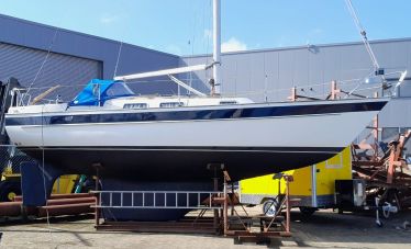 Hallberg Rassy 29, Zeiljacht  for sale by White Whale Yachtbrokers - Willemstad