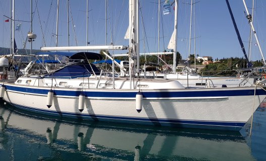 Hallberg Rassy 43, Segelyacht for sale by White Whale Yachtbrokers - Willemstad