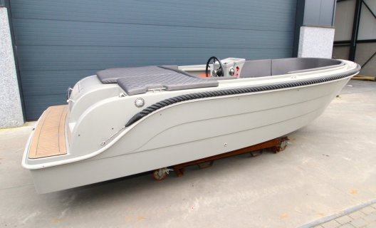 TendR 600 Outboard, Sloep for sale by White Whale Yachtbrokers - Limburg