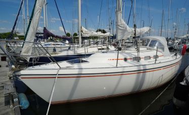 Friendship 28, Zeiljacht  for sale by White Whale Yachtbrokers - Willemstad