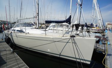 Grand Soleil 37, Zeiljacht  for sale by White Whale Yachtbrokers - Willemstad