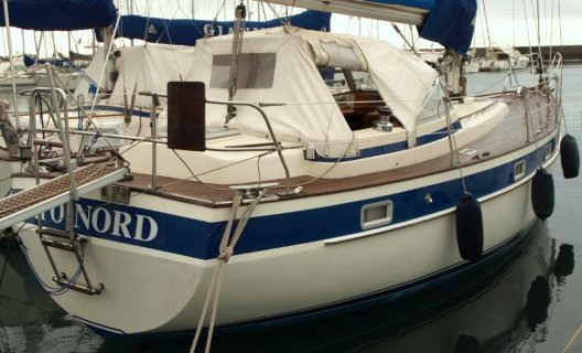 Hallberg Rassy 38, Segelyacht for sale by White Whale Yachtbrokers - Willemstad