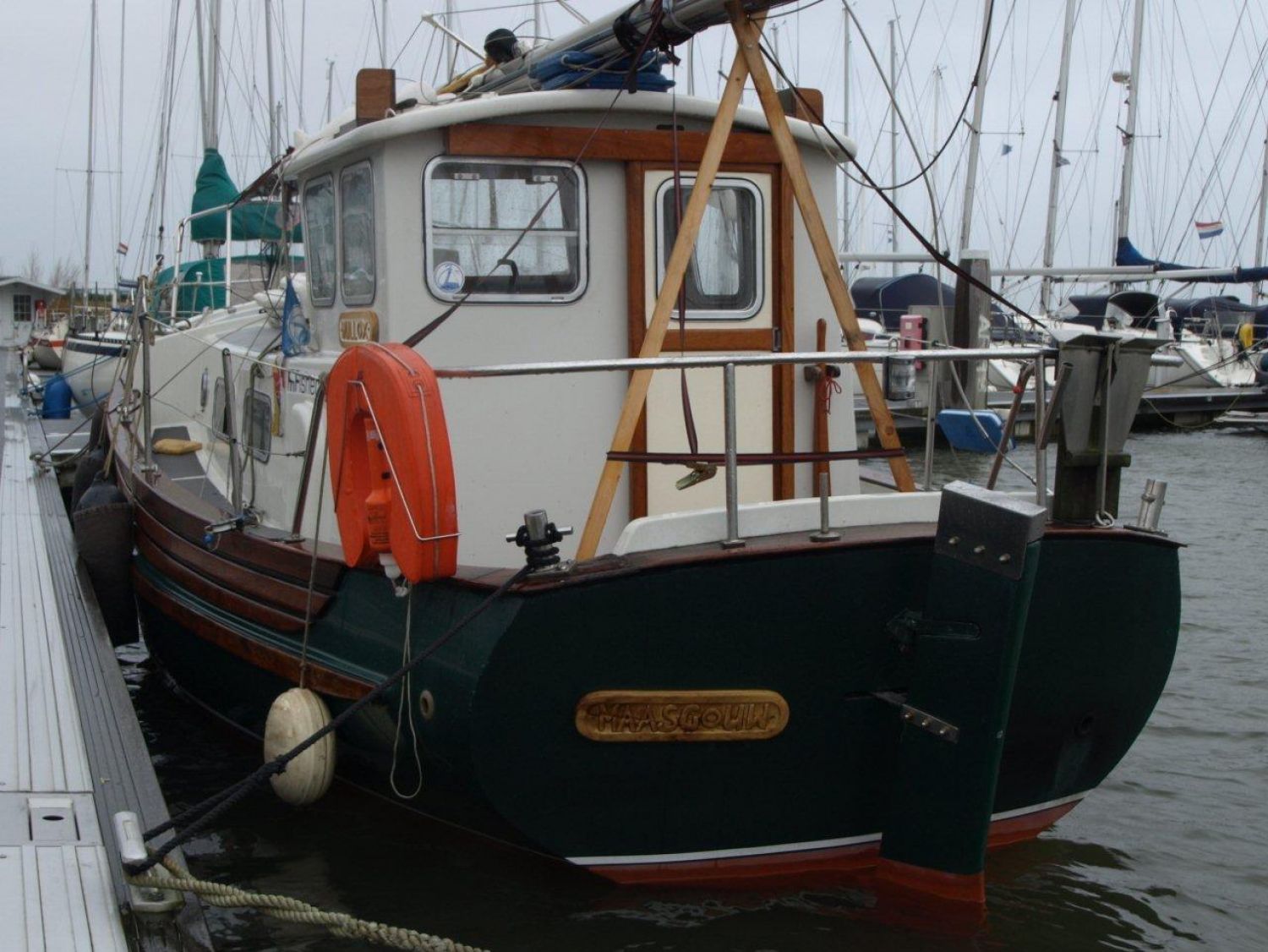 Fisher 25 sailboat for sale | White Whale Yachtbrokers